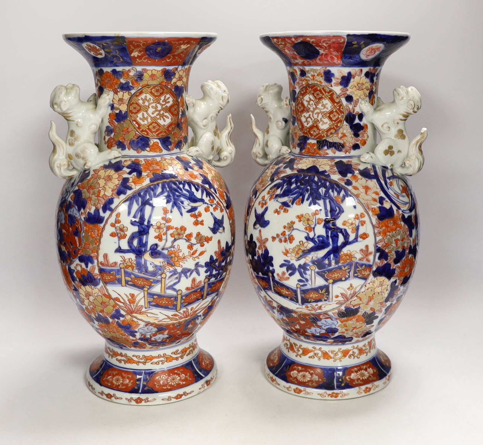 A pair of Japanese Imari vases, Meiji period, 36.5cm